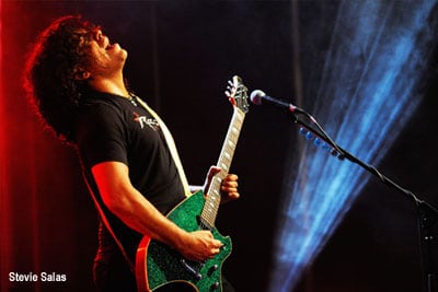 Stevie Salas
